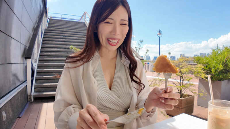 【4K極上】池田あやみの爆乳羞恥プレイ完全レポート！シートベルト乳首オナニーから中出し絶頂まで - 画像3